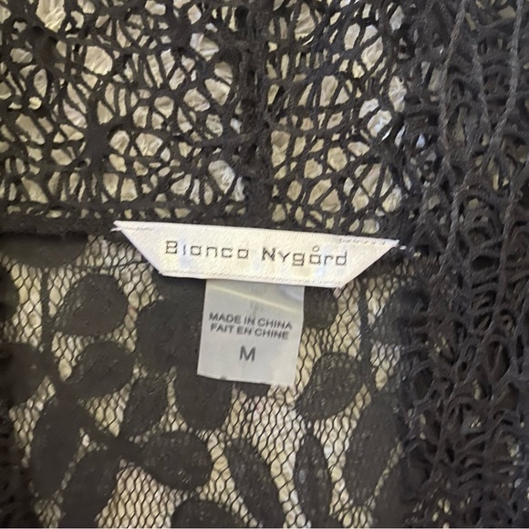 Nygard — Intricate Detail Cardigan - Medium - Picture 2 of 2